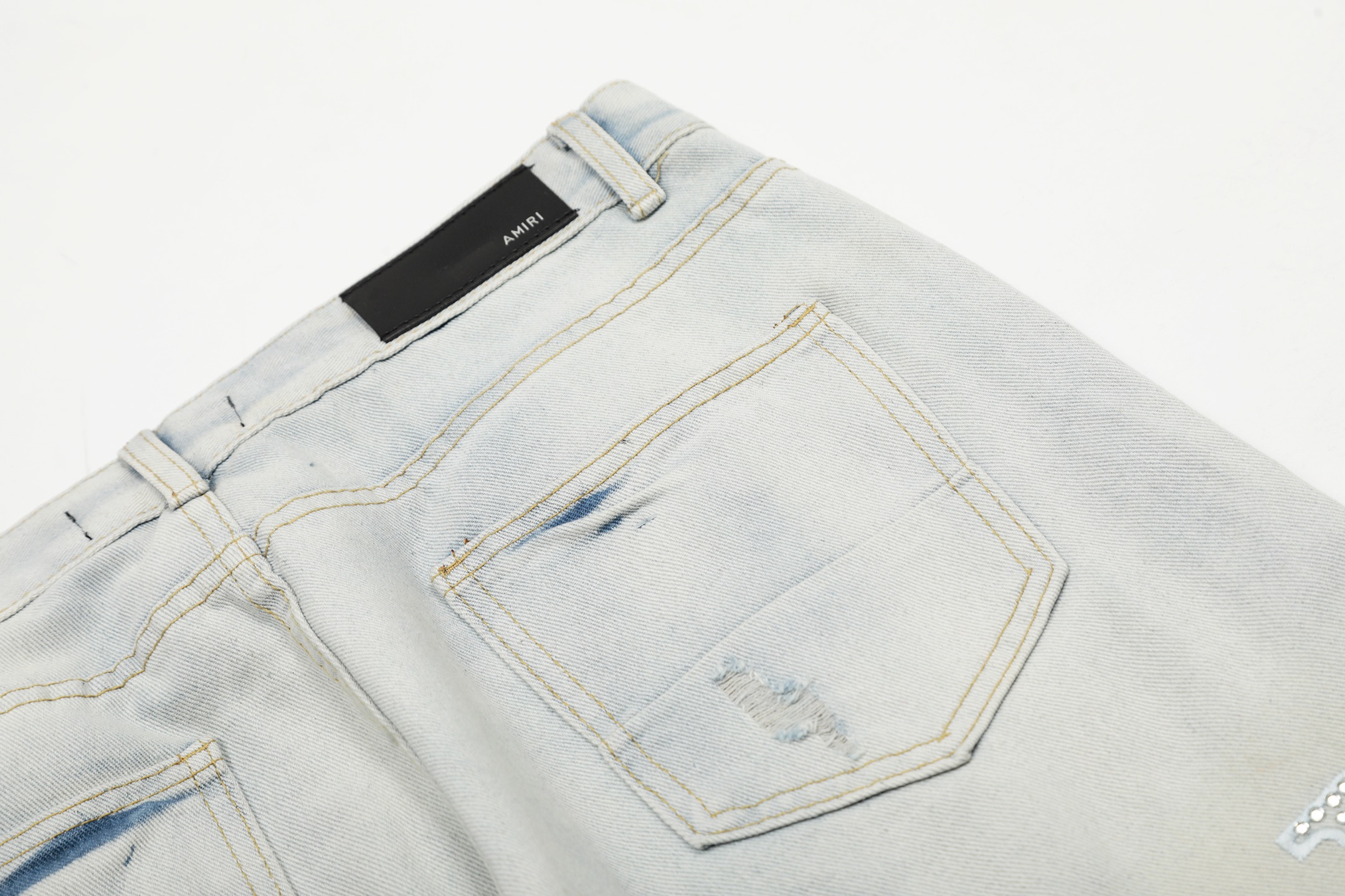 AMIRI白色破洞镶钻高街 - 图片 9