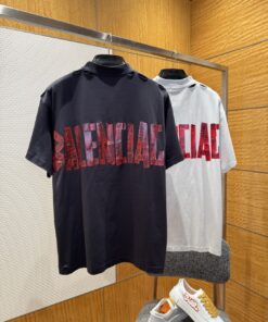 BALENCIAGA巴黎世家标语胶带印花