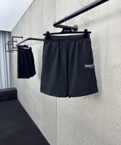 Balenciaga 可乐刺绣短裤工艺