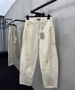 Balenciaga泼墨弯刀牛仔裤工