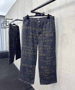 Balenciaga水洗满印牛仔裤工