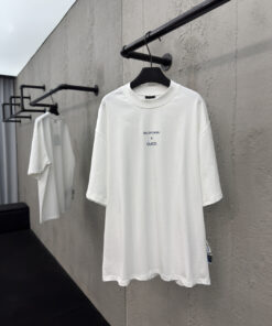 BalenciagaXGUCCI联名印花字母