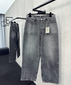 Balenciaga重工条纹水洗牛仔裤