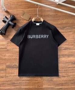 巴宝莉2025春夏新款男女同款短_7856