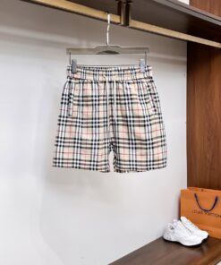 巴宝莉2025春夏新品三标齐全