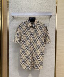 BBR巴宝莉格纹马术骑士刺绣短袖