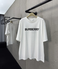 BURBERRY发泡印花字母短袖工