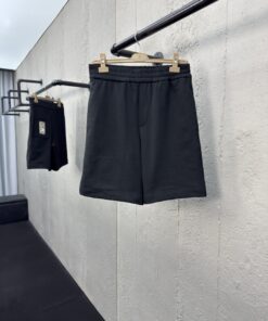 BURBERRY 格纹贴花短裤工艺说_5274