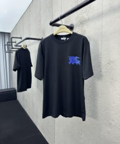 BURBERRY马术骑士印花短袖工