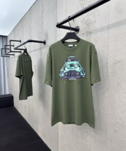 BURBERRY汽车印花短袖工艺说