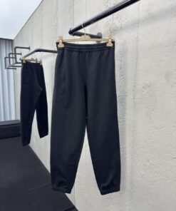 BURBERRY战马贴布刺绣卫裤工