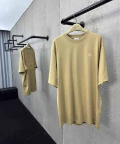 BURBERRY战马圆形印花短袖工_8303