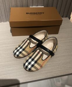 Bur金典格纹小朋友也可以潮__