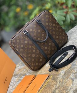 尺寸35 x 27 x 6 CM正宗海外渠道