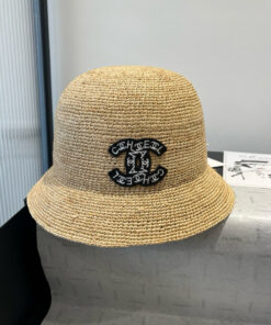 Chanel香奈儿新款拉菲草帽