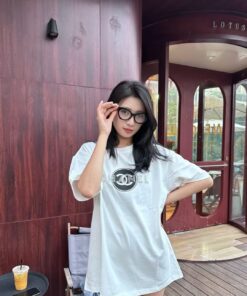 CHANEL香奈儿珍珠圆圈字母短袖