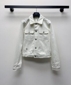 春夏新款翻领设计感定制扣子牛仔外套