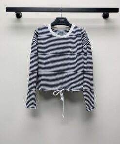 春夏新款圆领刺绣字母蓝白条T恤