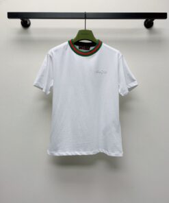 春夏新款圆领红绿边字母T恤SML