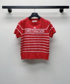 春夏新款圆领五角星条纹针织