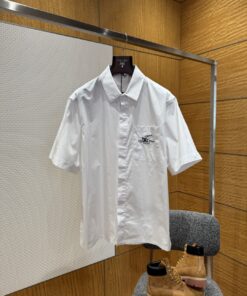 DIOR迪奥口袋铃兰花刺绣翻领短袖