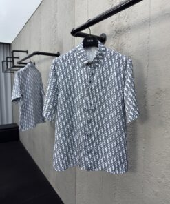 DIOR老花满印字母短袖衬衫工