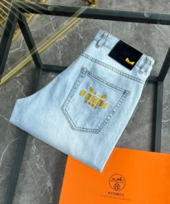 芬迪新款来袭新春爆款新品_9701