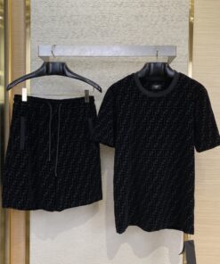 FENDI芬迪FF满印植绒短袖套装