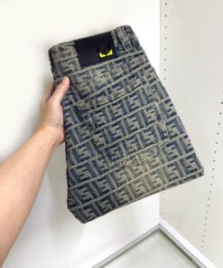 Fendi芬迪官网专柜同步有