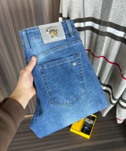 范思哲新款来袭新春爆款新_11894