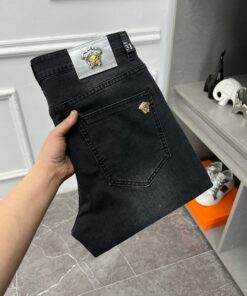 范思哲新款来袭新春爆款新