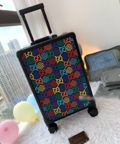 谷.骑 行李箱拉杆箱又来一组