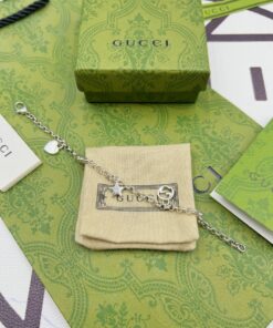 Gucci五角星三吊坠手链 细款长