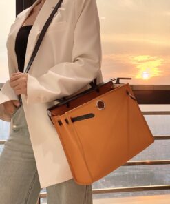 还是姜黄色         跟夕阳合影