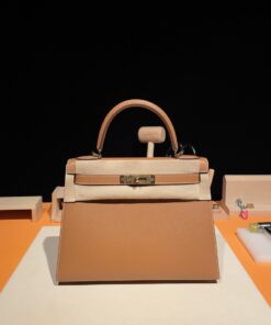 Kelly 28 Epsom皮 37金棕色 金扣