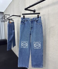 LOEWEAnagram单宁牛仔裤工艺