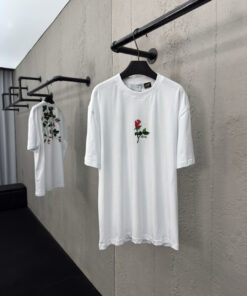 LOEWE玫瑰花图案短袖工艺说明