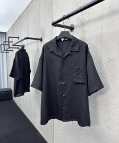 LOEWE绣花亚麻短袖衬衫工艺说