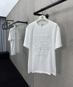 LOEWE异形错位绣花短袖工艺说_12304