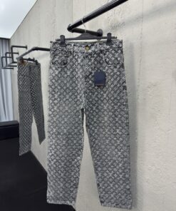 LOUISVUITTON老花满印烫钻牛仔