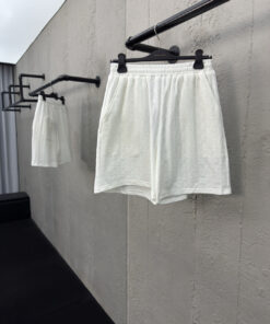 LOUIS VUITTON 满印提花字母短裤