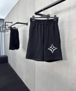LOUIS VUITTON 贴布四叶草短裤