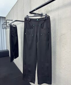 LOUISVUITTON羊毛晕染扣长裤