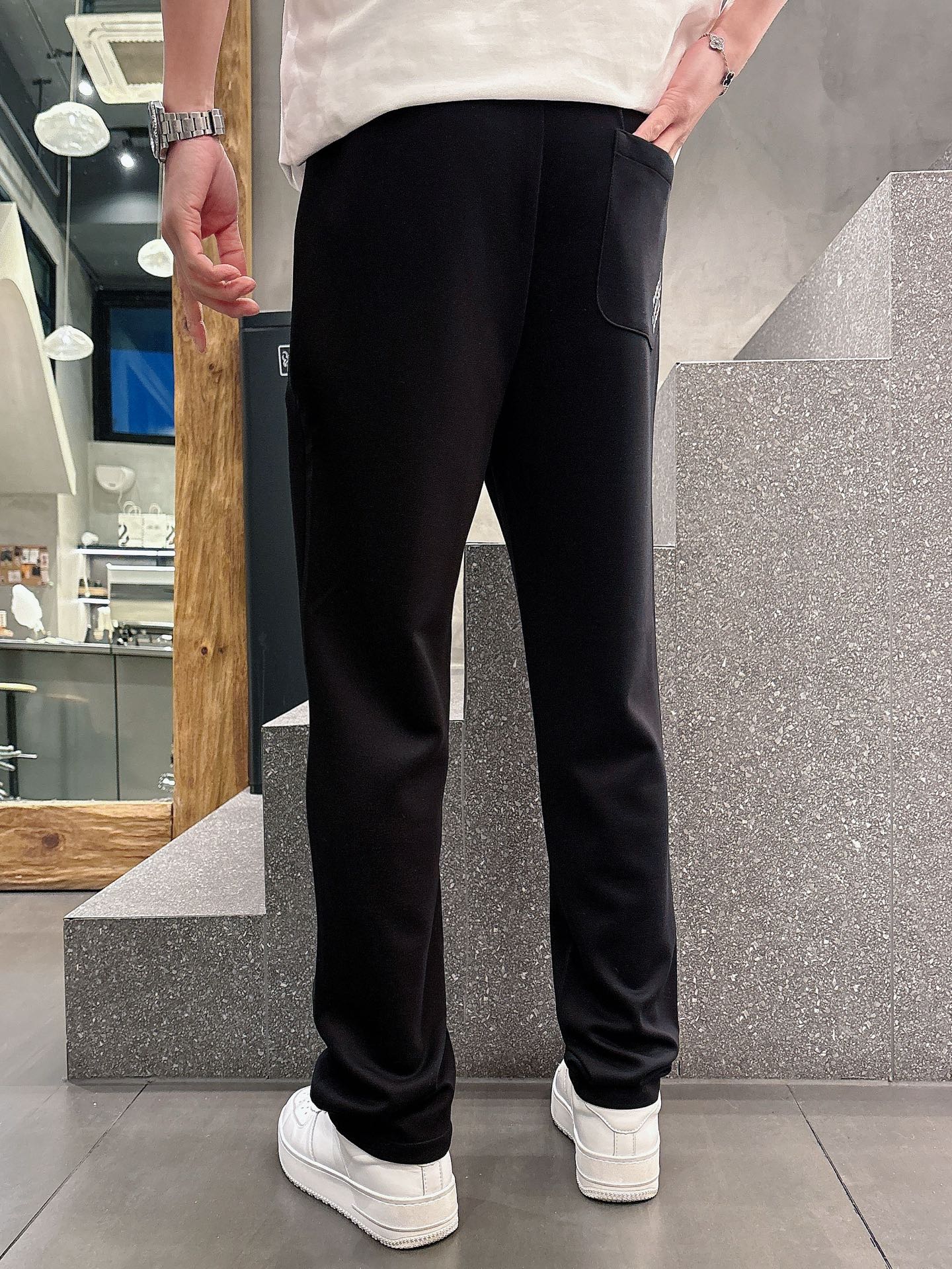 LV2025春夏休闲裤子美学的_13375 - 图片 2