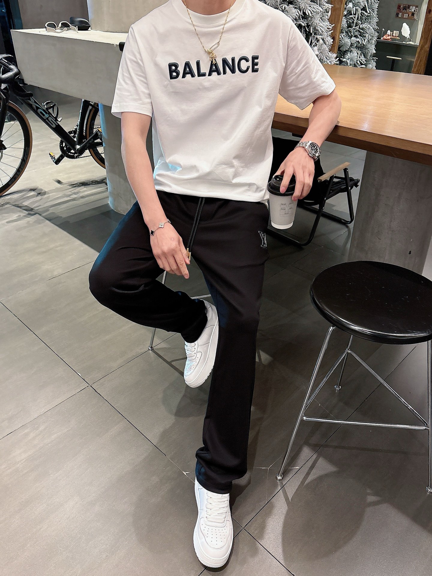 LV2025春夏休闲裤子美学的_13375 - 图片 3
