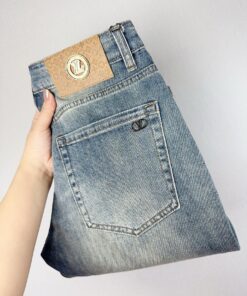 LV2025高级薄款时装牛仔裤精_9635