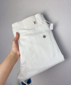 LV2025高级薄款时装牛仔裤精_