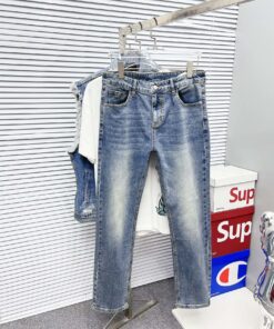 LV男士丹宁牛仔裤官宣画册海