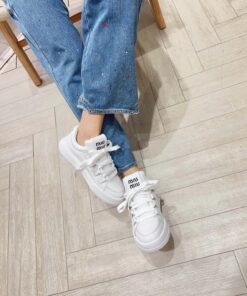 Miu控的心头号 必入新款的小白