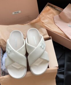 miumiu最新款交叉拖鞋_14869